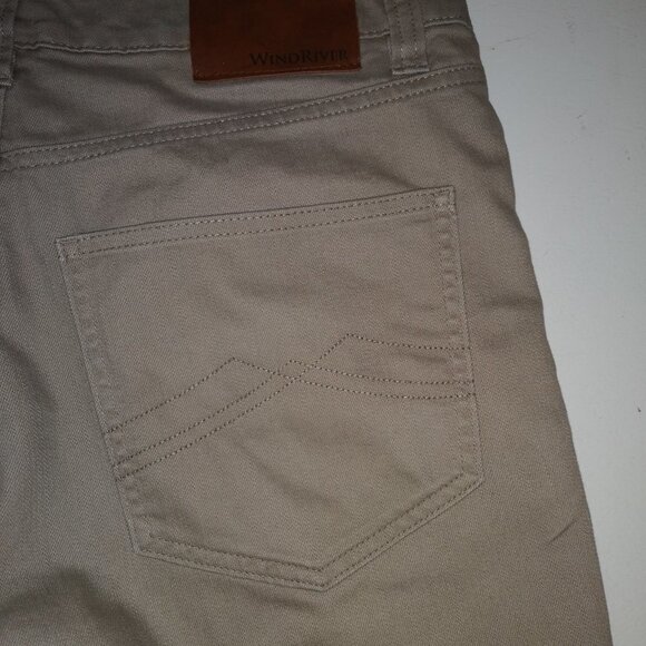 Wind River Performance Stretch Men's Size 32/30 Water Repellant Casual Pants - Picture 9 of 9